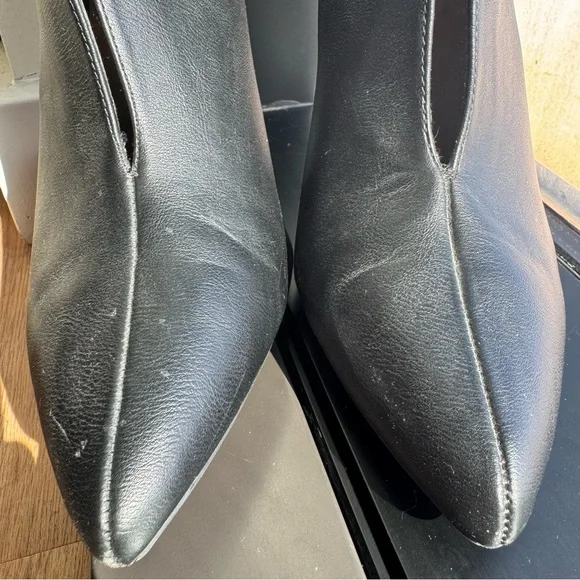 Elegant Black Women's Ankle Boots - Picture 7 of 7